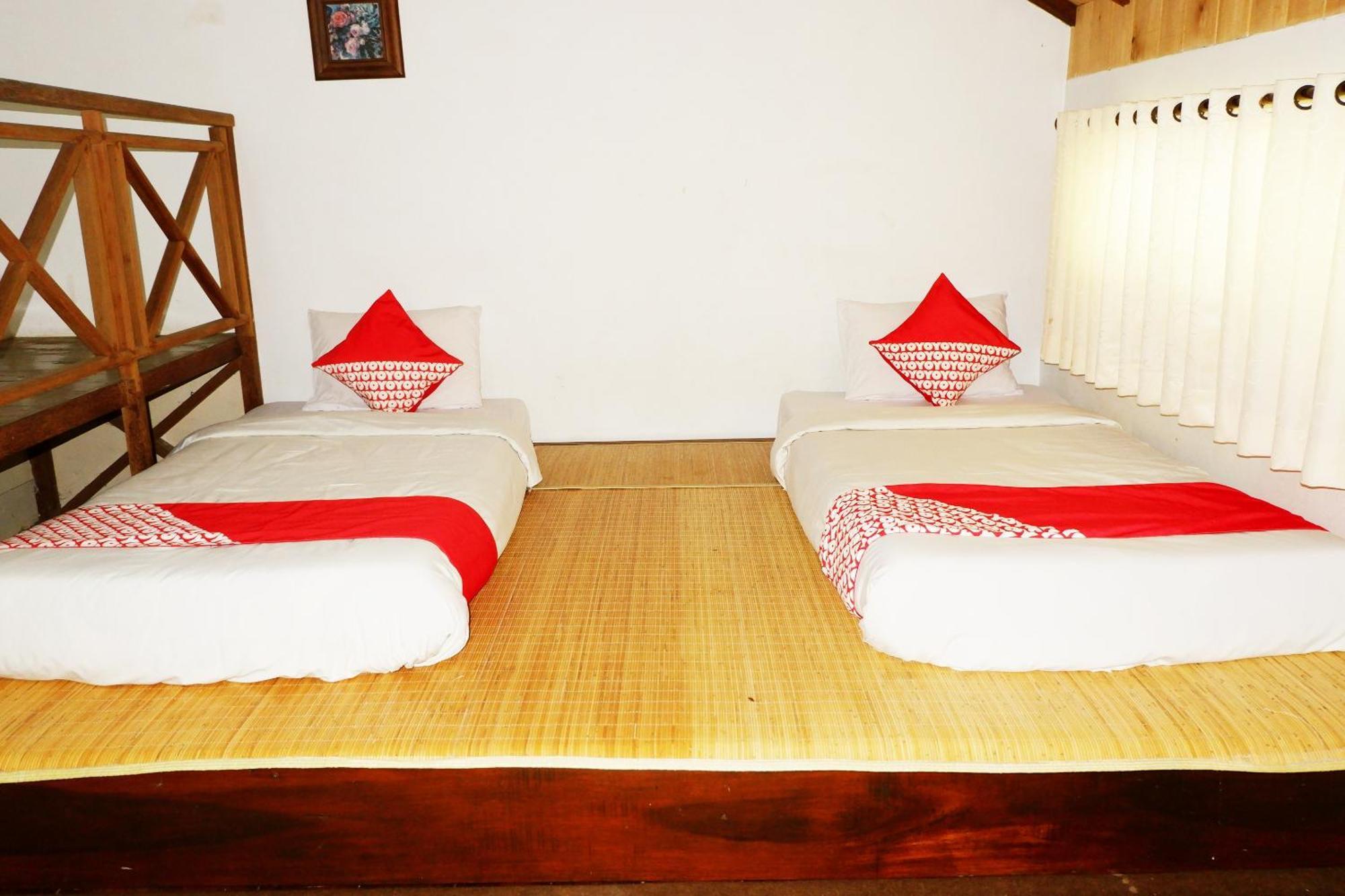 Cemara'S Homestay Batu  Exteriör bild